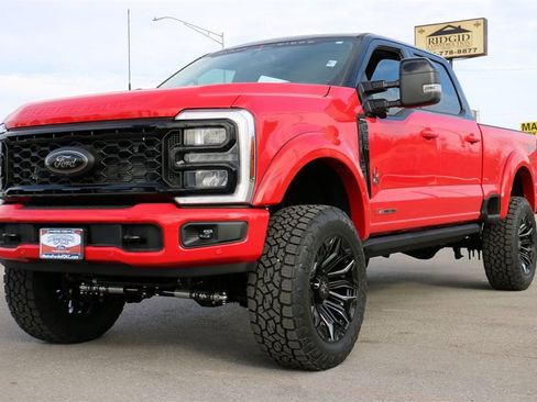 New 2026 Ford F250 Lariat w/ Black Appearance Package image 1