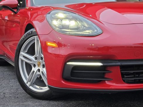 Used 2020 Porsche Panamera image 13