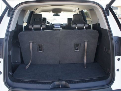 Used 2019 GMC Acadia SLT w/ Black Edition image 19