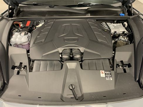 New 2026 Porsche Cayenne S image 30