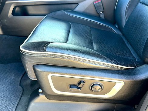 Used 2024 RAM 1500 Laramie image 15