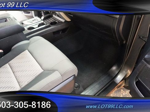 Used 2015 Toyota Tundra SR5 w/ TRD Off Road Package AWD/4WD image 32
