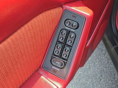 Used 1988 Ford Mustang LX image 9