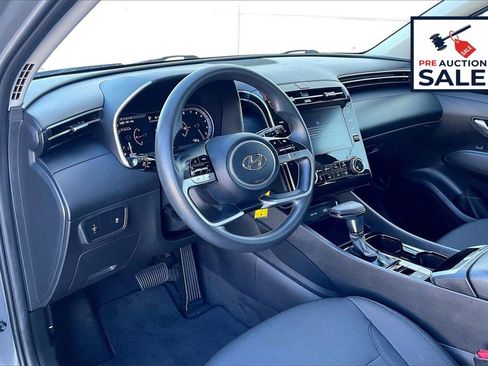 Used 2024 Hyundai Tucson SE image 14