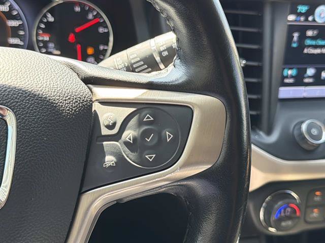 Used 2019 GMC Acadia Denali w/ Technology Package FWD image 21