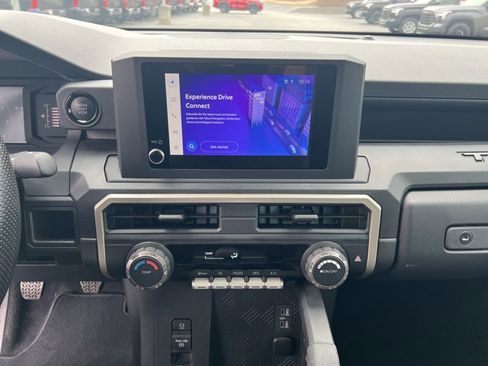 Used 2024 Toyota Tacoma SR image 13