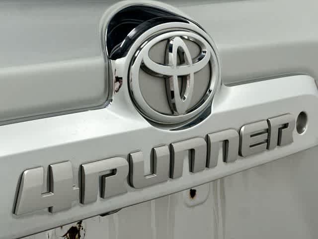 Used 2013 Toyota 4Runner SR5 w/ Convenience Pkg AWD/4WD image 29