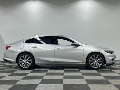 Used 2017 Chevrolet Malibu Premier w/ Premier Sun and Wheel Package image 11