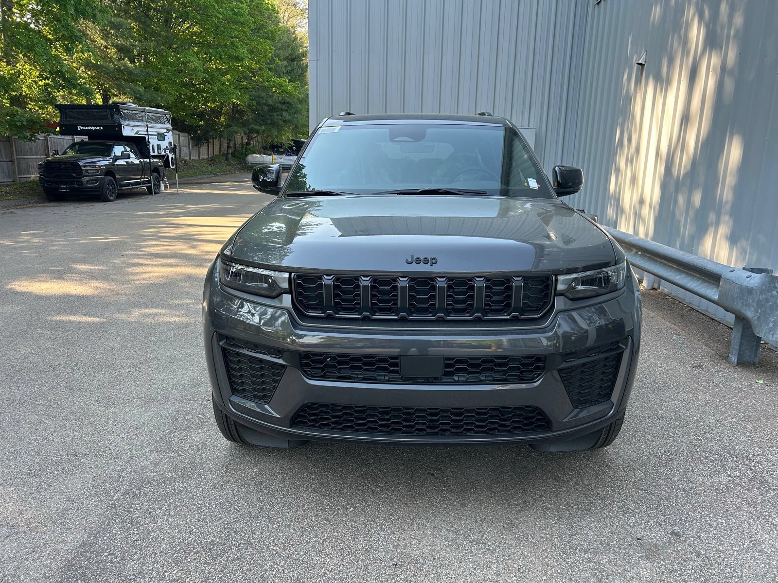 New 2026 Jeep Grand Cherokee L 4WD image 2