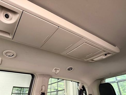 Used 2015 Chrysler Town & Country Touring-L w/ Driver Convenience Group FWD image 22