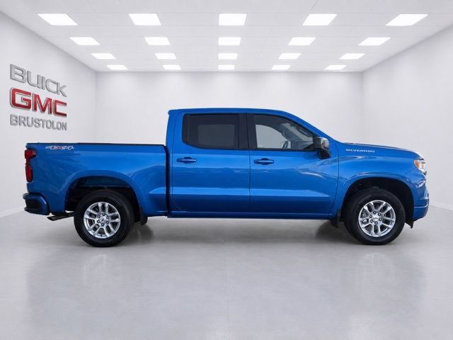 Used 2022 Chevrolet Silverado 1500 RST AWD/4WD image 6