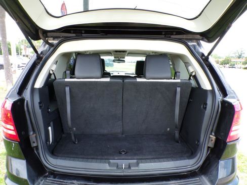 Used 2009 Dodge Journey R/T w/ Flexible Seating Group AWD/4WD image 8