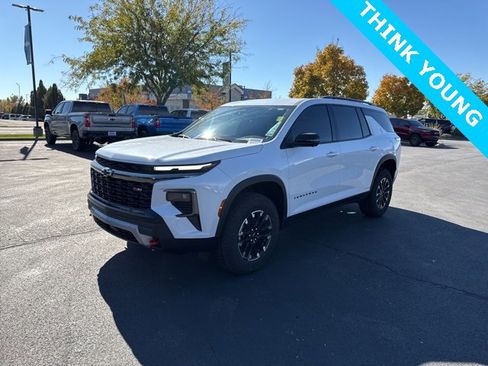 New 2026 Chevrolet Traverse Z71 w/ Driver Confidence Package image 3