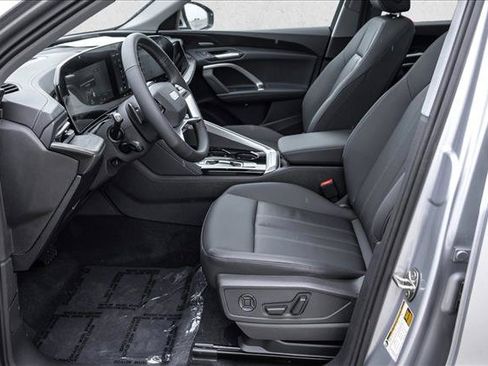 New 2026 Audi Q5 Premium Plus AWD/4WD image 12