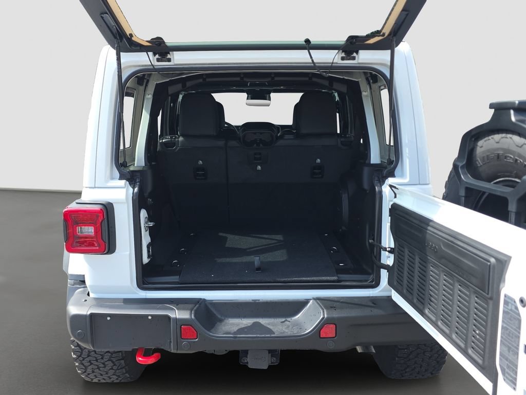 Used 2026 Jeep Wrangler Unlimited Rubicon AWD/4WD image 17