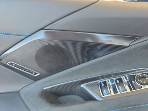 Used 2025 Chevrolet Corvette Stingray Premium Conv w/ Z51 Performance Package RWD image 25