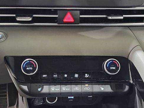 New 2026 Hyundai Elantra SEL Sport Premium FWD image 24