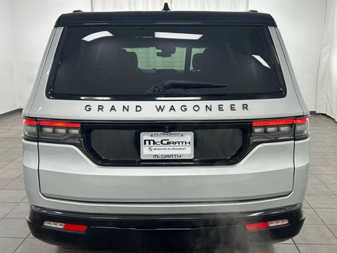 Used 2024 Jeep Grand Wagoneer L Series II w/ Quick Order Packagew 28T AWD/4WD image 4