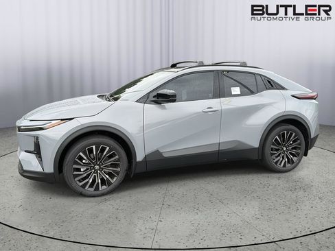 New 2026 Toyota C-HR AWD/4WD image 3