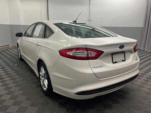 Used 2015 Ford Fusion SE image 6