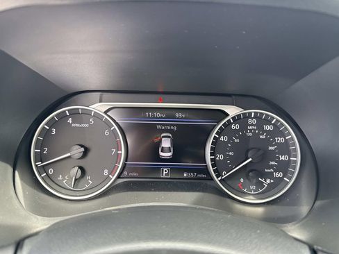 New 2025 Nissan Sentra SR image 30