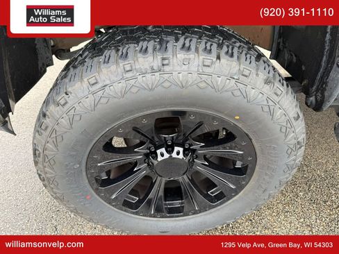 Used 2017 RAM 2500 Tradesman w/ Chrome Appearance Group AWD/4WD image 23