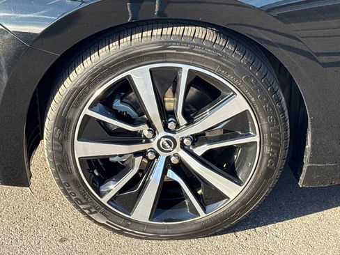 Used 2023 Nissan Maxima SV w/ Floor Mat Group image 27