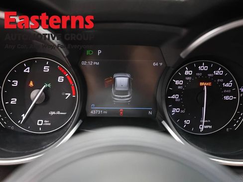 Used 2020 Alfa Romeo Stelvio AWD image 18