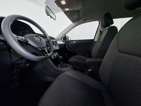 Used 2021 Volkswagen Tiguan S image 18