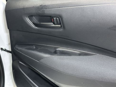 Used 2023 Toyota Corolla LE image 34