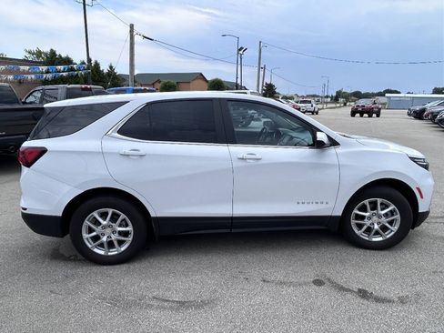 Used 2023 Chevrolet Equinox LT AWD/4WD image 6
