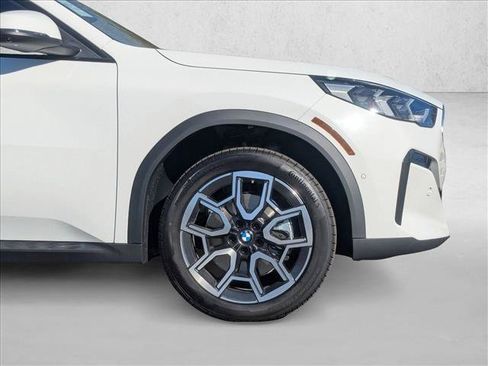 Used 2026 BMW X2 xDrive28i AWD/4WD image 10