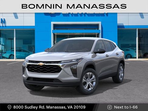 New 2026 Chevrolet Trax LS FWD image 7