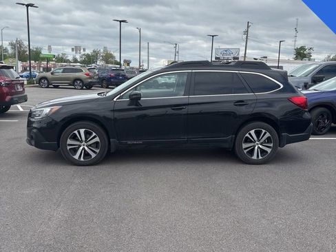 Used 2018 Subaru Outback 3.6R Limited AWD/4WD image 4