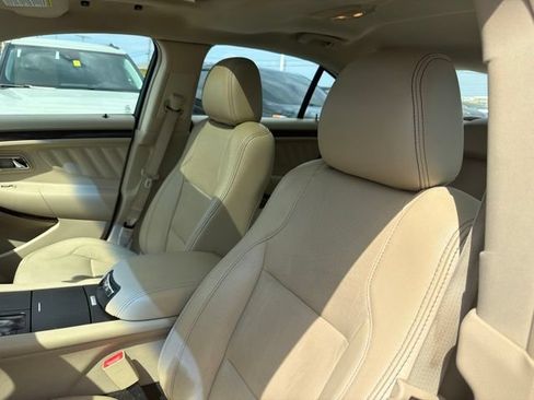 Used 2016 Ford Taurus Limited FWD image 12