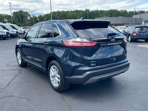 Used 2023 Ford Edge SEL w/ Convenience Package AWD/4WD image 3