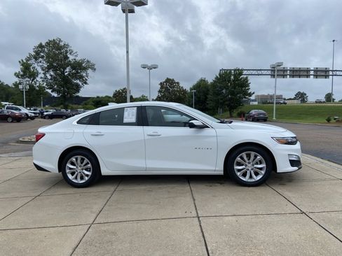 Used 2024 Chevrolet Malibu LT FWD image 13