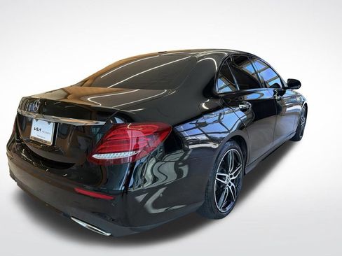 Used 2020 Mercedes-Benz E 350 Sedan image 18