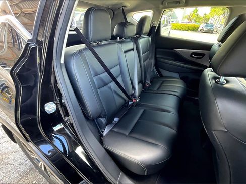 Used 2024 Nissan Murano SV w/ Cargo Package image 17