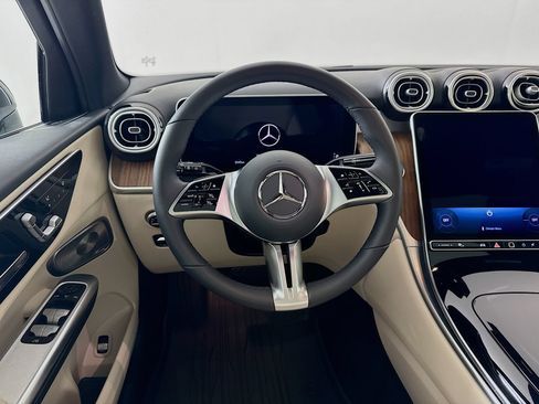 Certified 2026 Mercedes-Benz GLC 300 4MATIC image 25
