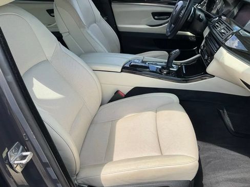 Used 2015 BMW 550i Sedan RWD image 22