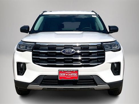 New 2025 Ford Explorer Active w/ Active Comfort Package image 12