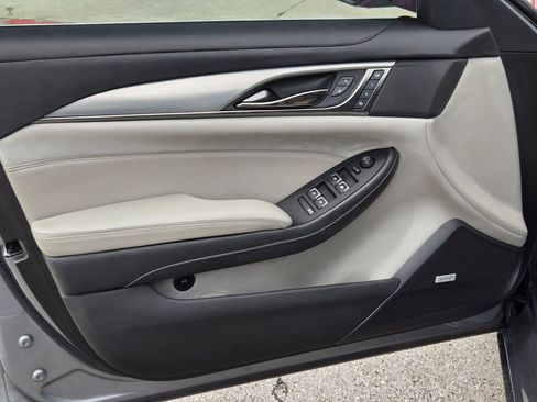 Used 2019 Cadillac CTS Luxury image 10