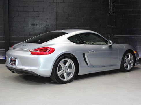 Used 2015 Porsche Cayman RWD image 20