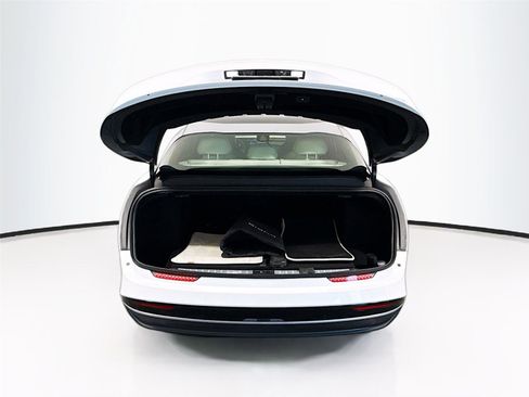 Used 2024 Lucid Air Touring AWD/4WD image 21