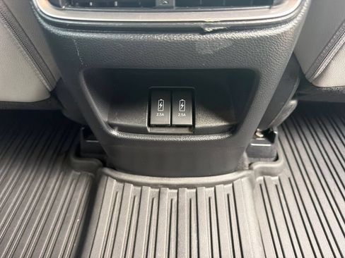 Used 2022 Honda CR-V Touring image 19