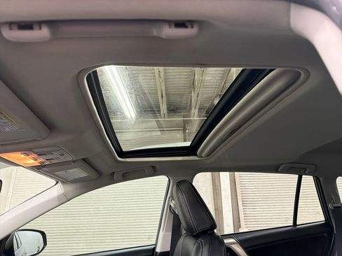 Used 2015 Toyota RAV4 XLE image 8