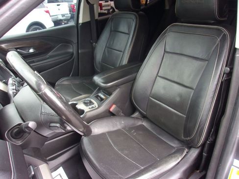 Used 2018 GMC Terrain Denali w/ Comfort Package image 9