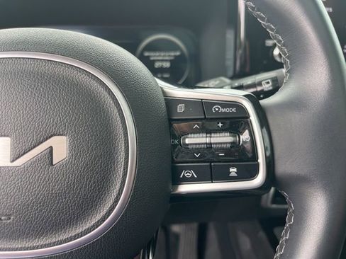 Used 2023 Kia Sorento SX FWD image 17