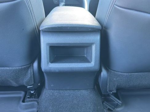 Used 2023 Toyota Camry SE image 31